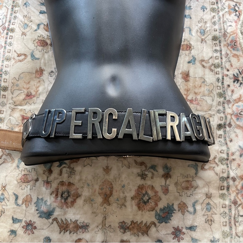 RARE Moschino By Redwall Mary Poppins Leather Belt